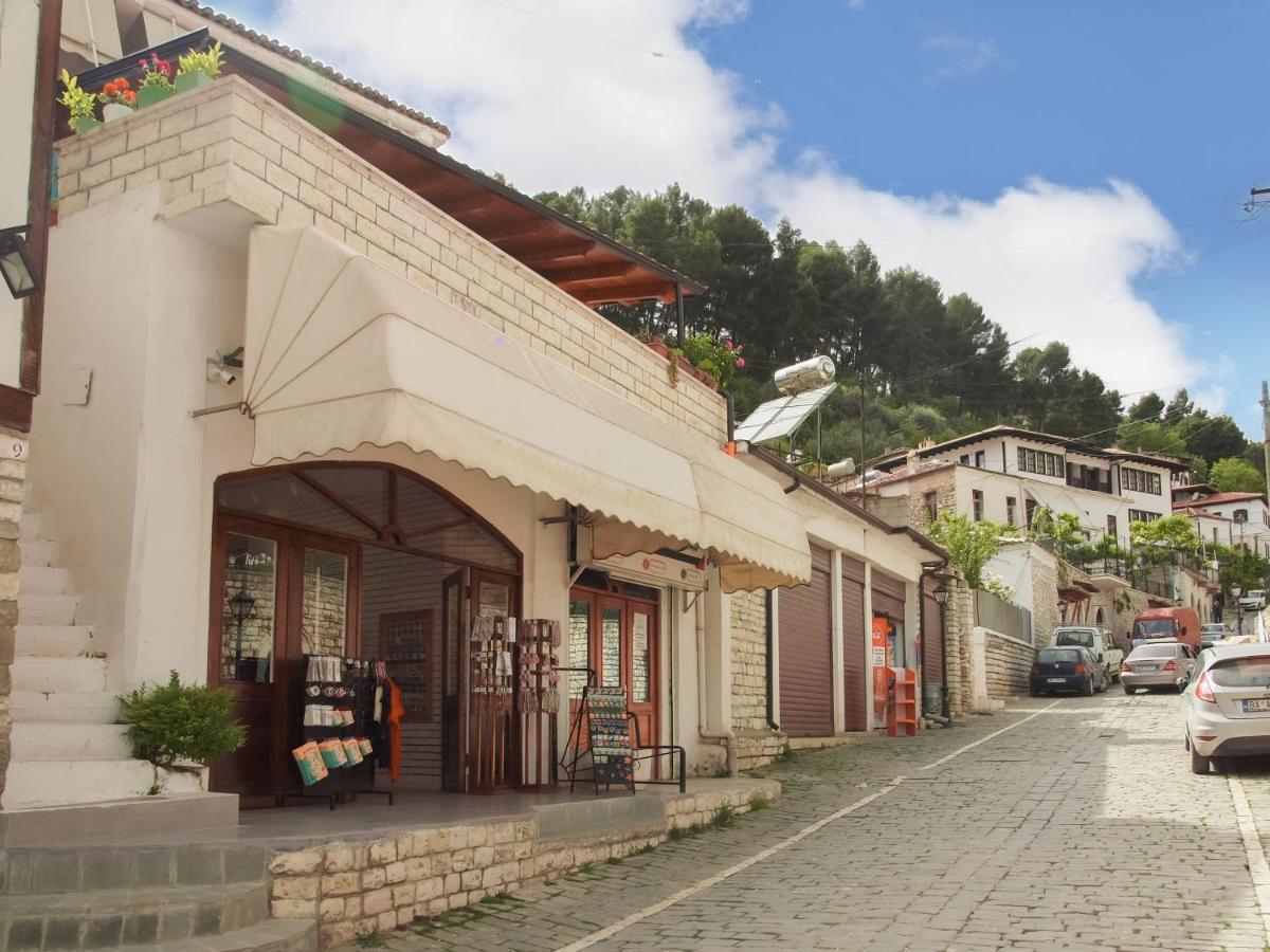 Villa Mishel Berat Bagian luar foto